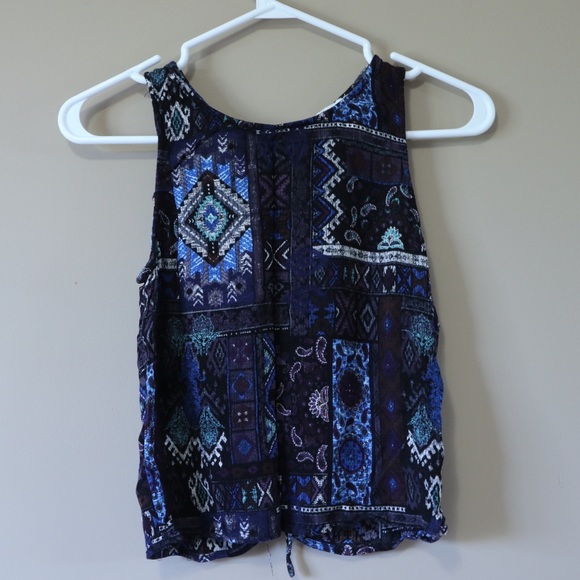 Forever 21 crop top - Picture 2 of 5